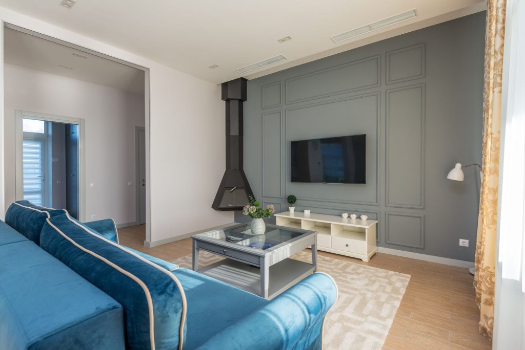 TV & Home Entertainment
