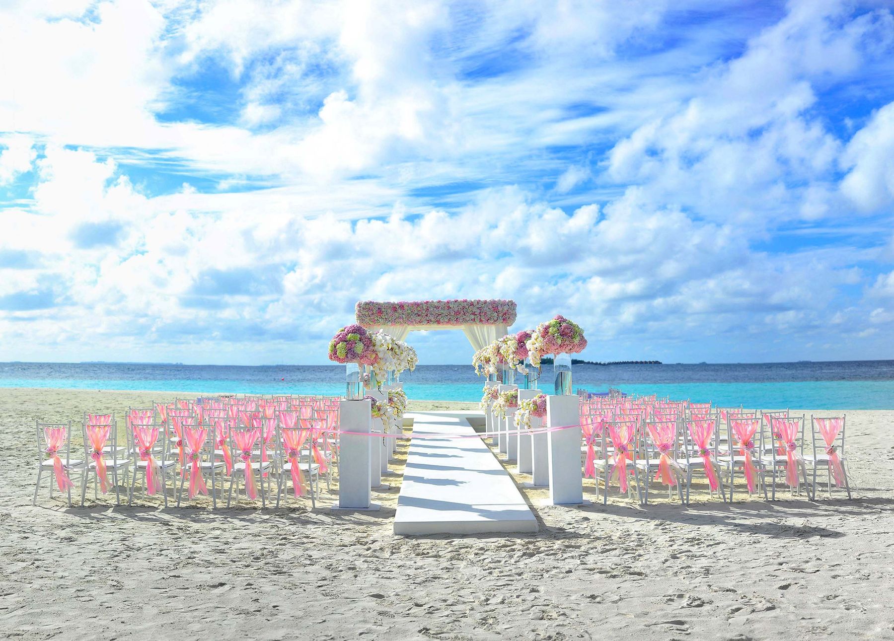 Weddings feature