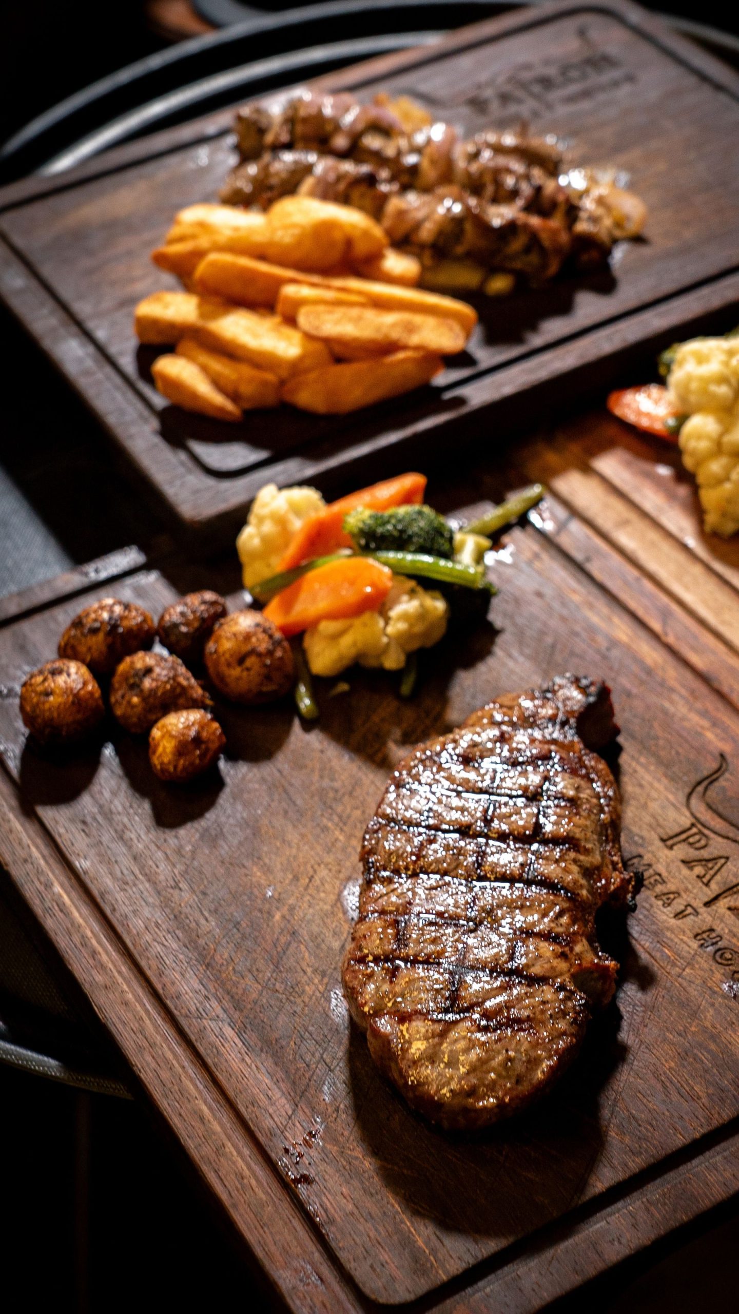Nexolume Restaurant Steakhouse & Grill slide