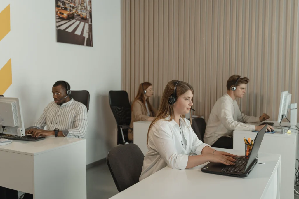 Computers & Laptops Customer Support Ecommerce Contact Service Desk Premium Store Lifestyle