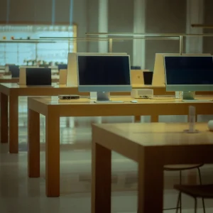 Computers & Laptops Store Product Display