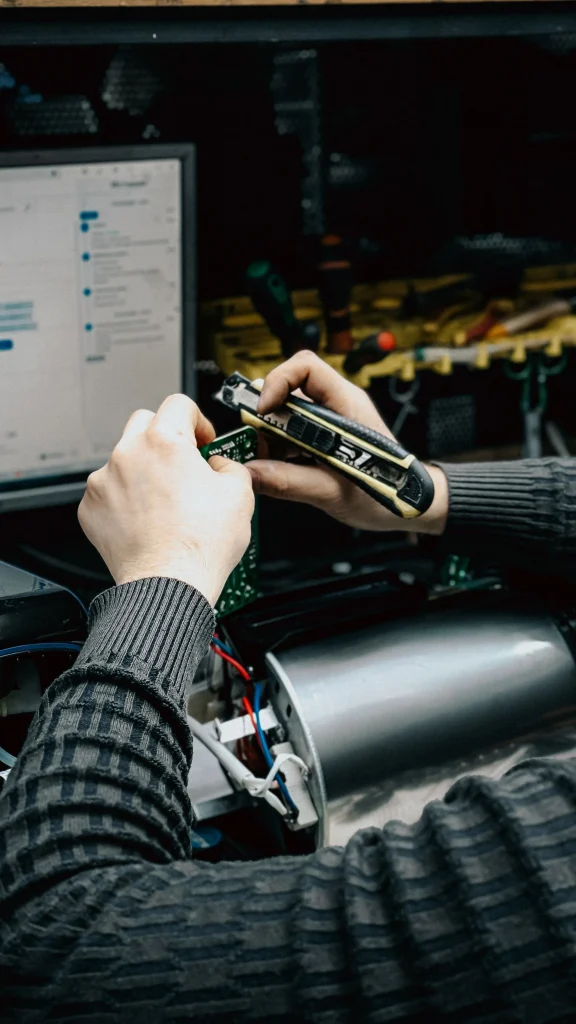 Electronics warranty support