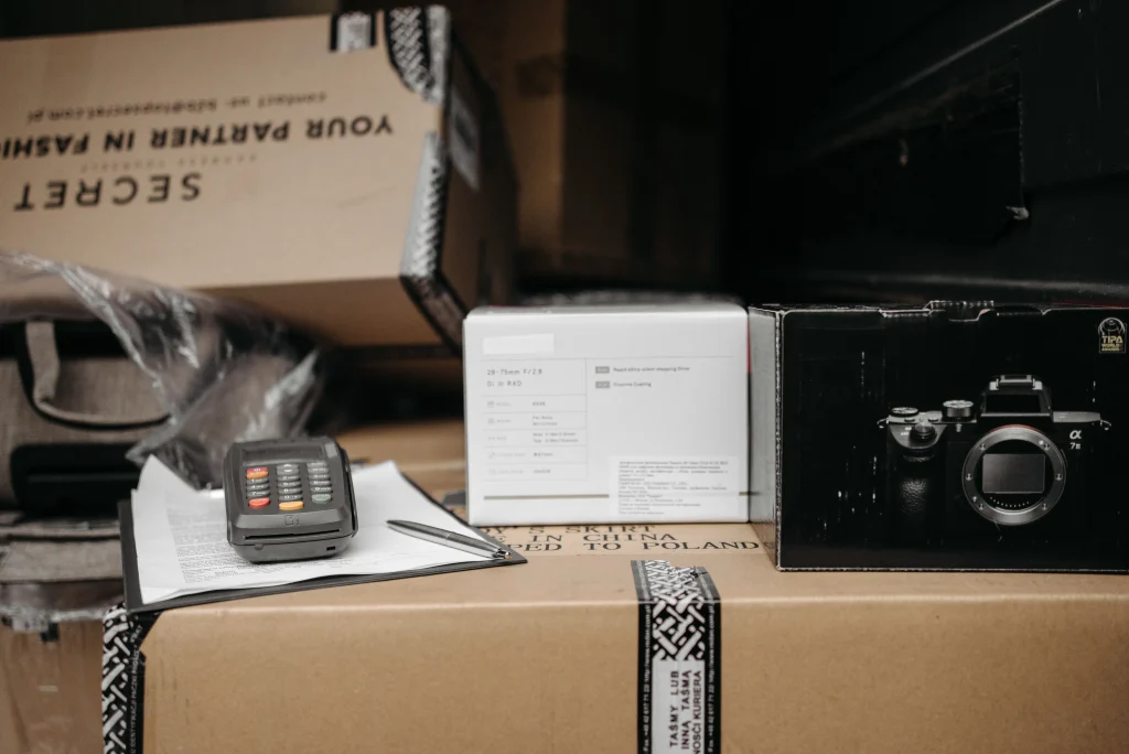 Electronics shipping