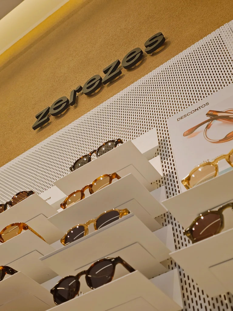 Eyewear & Optics Brand Story Retail Values Craftsmanship Customer Experience Premium Store Lifestyle