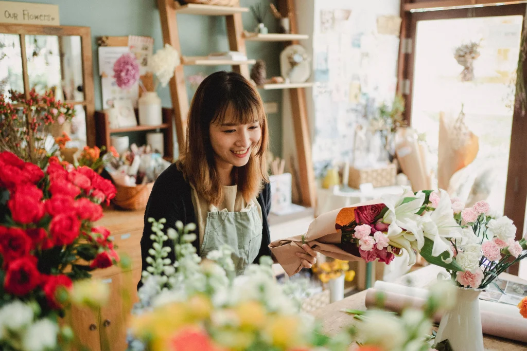 Flowers & Gifts Customer Support Ecommerce Contact Service Desk Ecommerce Lifestyle