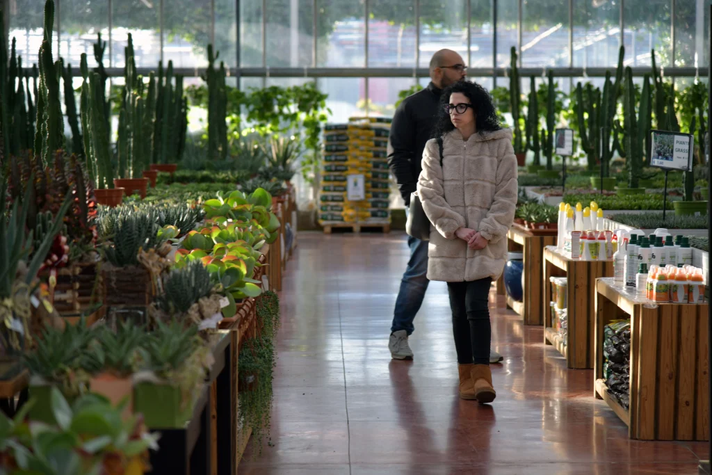 Garden & Plants Brand Story Retail Values Craftsmanship Customer Experience Ecommerce Lifestyle