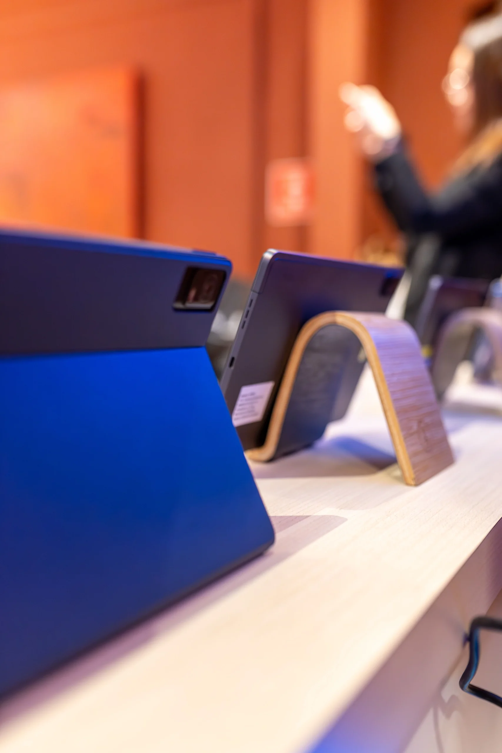 Mobile & Tablet Shop Store Product Display