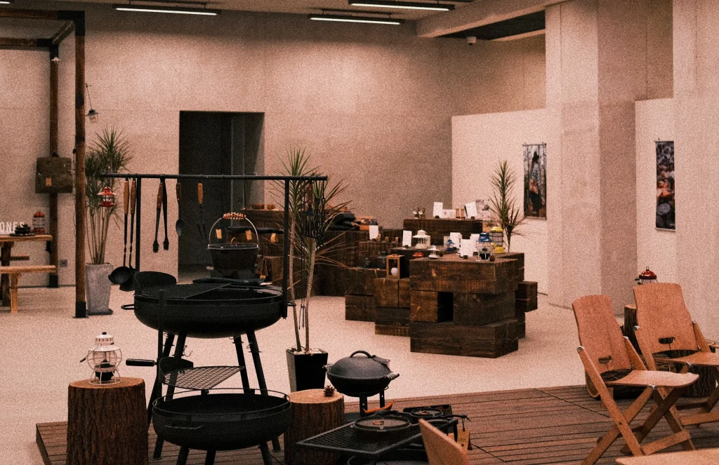 Outdoor & Camping Brand Story Retail Values Craftsmanship Customer Experience Premium Store Lifestyle