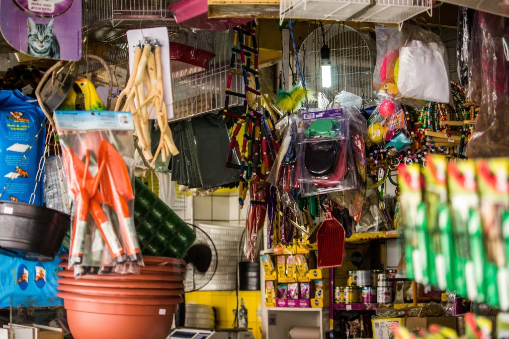 Pet Store Store Product Display