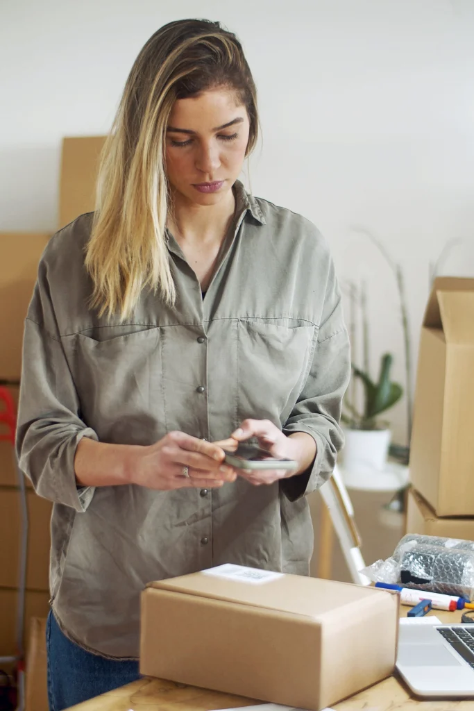 Subscription Box Customer Support Ecommerce Contact Service Desk Ecommerce Lifestyle