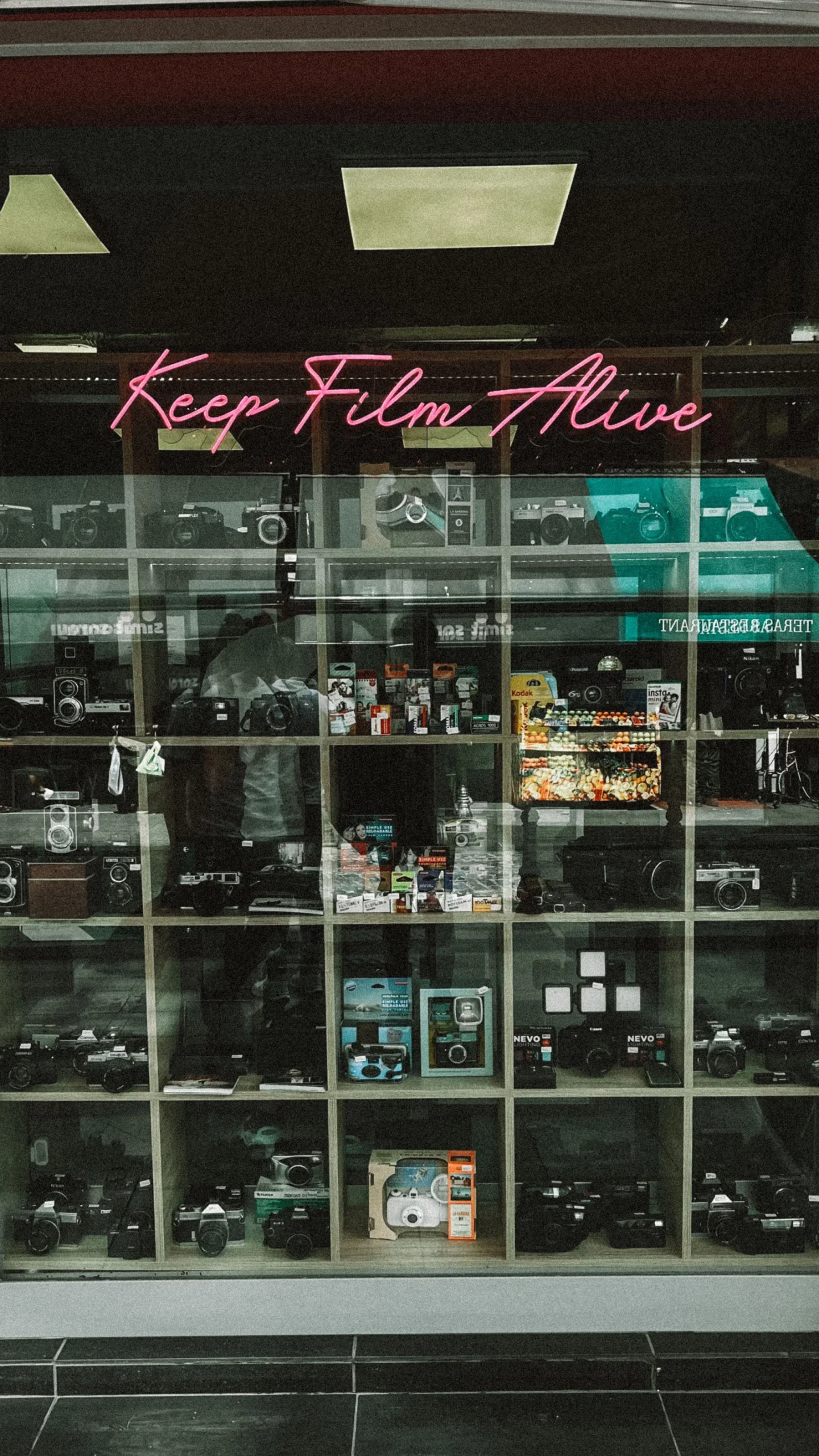 Camera Store alternate store layout