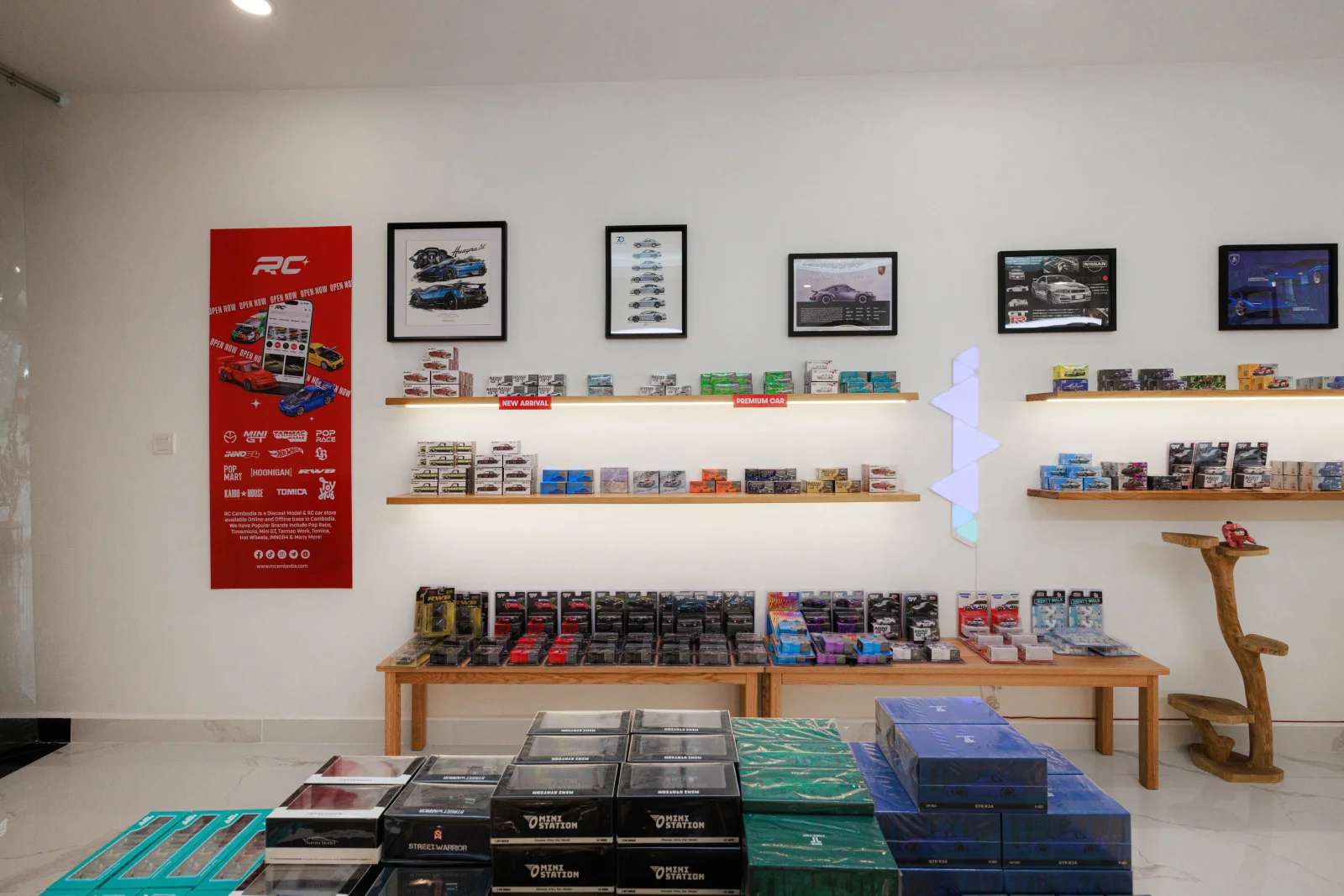 Collectibles Store alternate store layout
