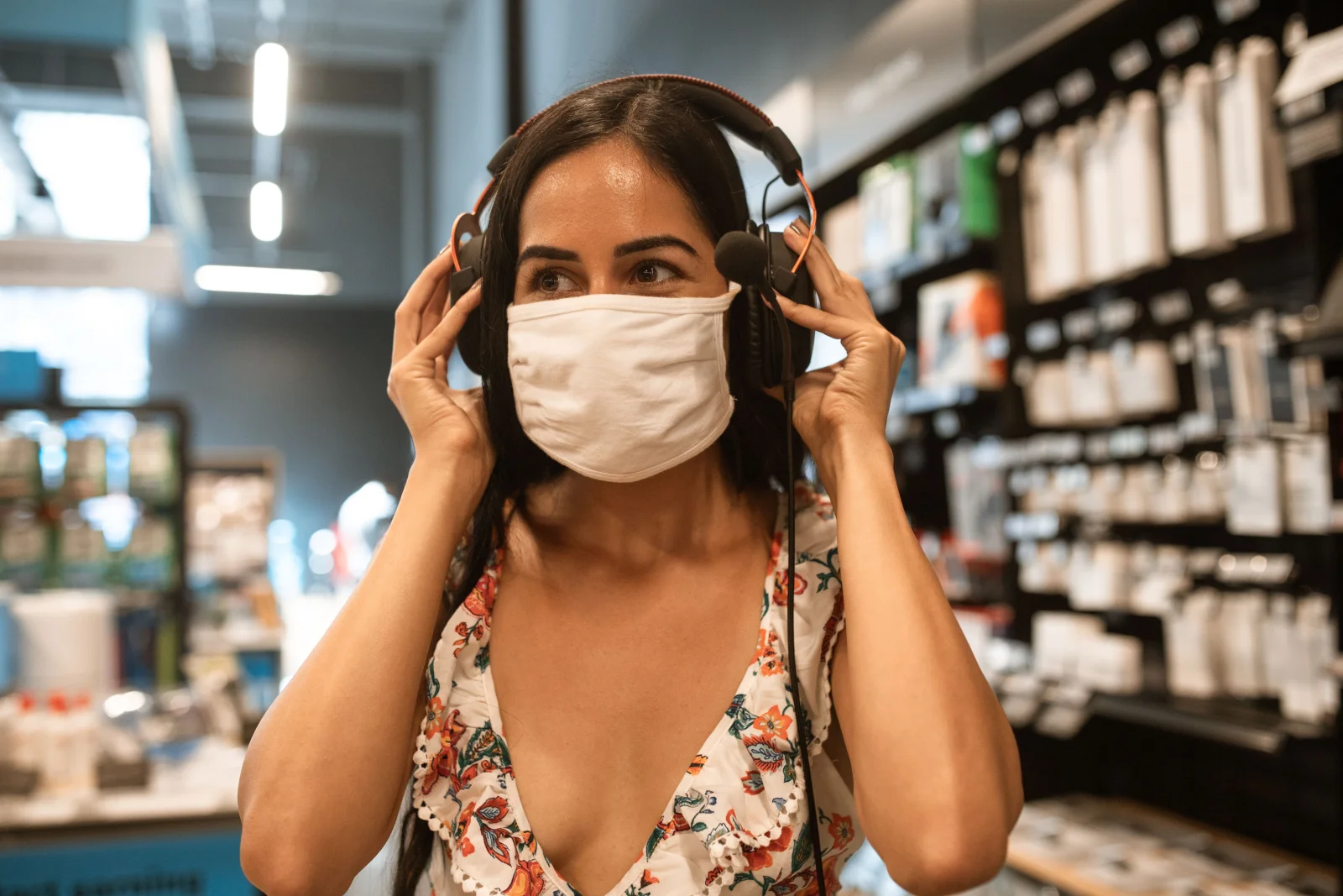 Headphones Store alternate store layout