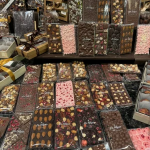Chocolate Store premium slider image