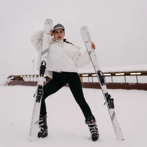 Ski & Snow Gear premium slider image