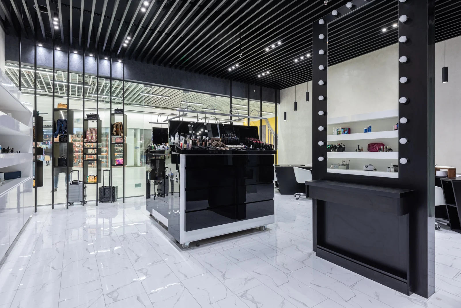 Makeup Artist Store premium product image