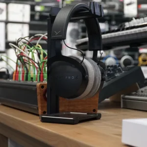 Headphones Store premium slider image