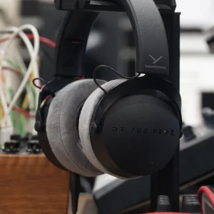 Headphones Store premium slider image