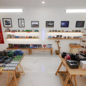 Collectibles Store premium slider image