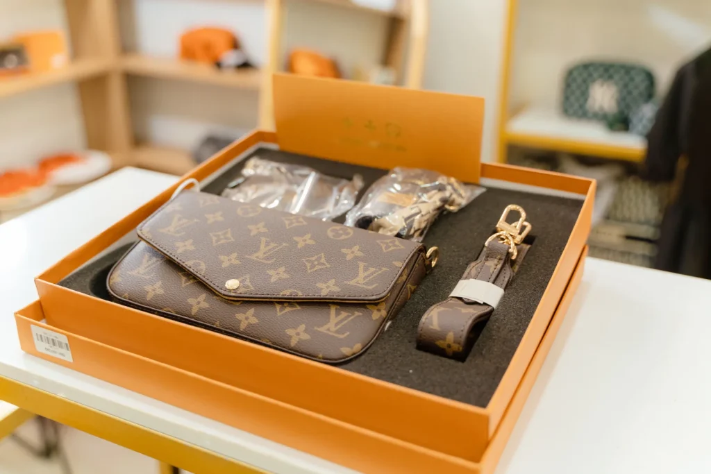 Handbags Store premium slider image