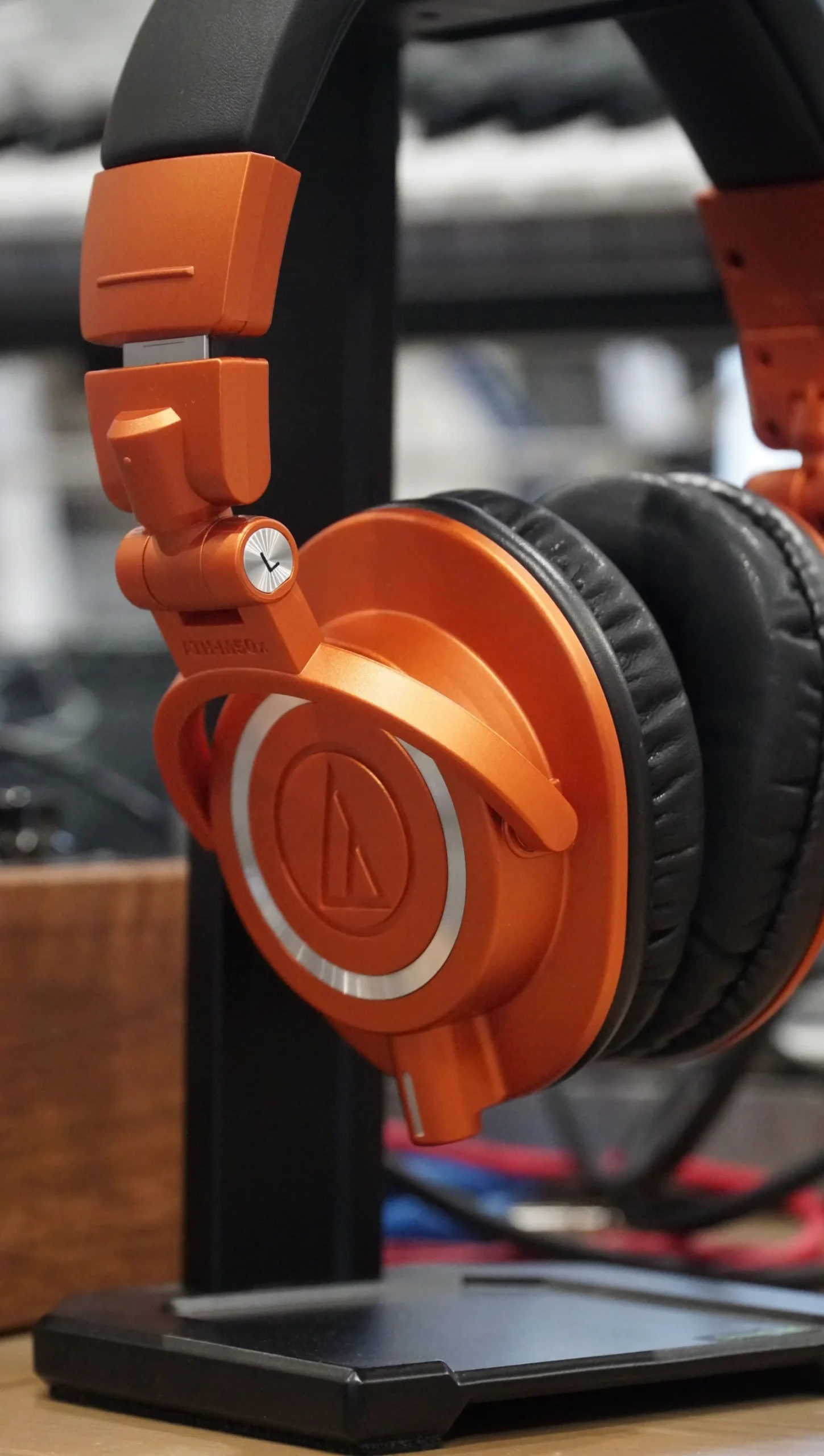 Headphones Store premium slider image