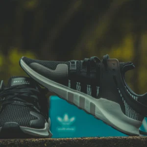 Running Shoes premium slider image