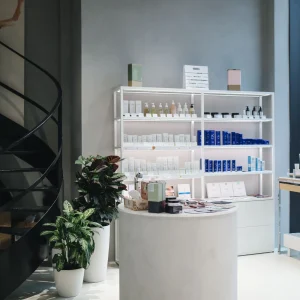 Skincare Store premium slider image