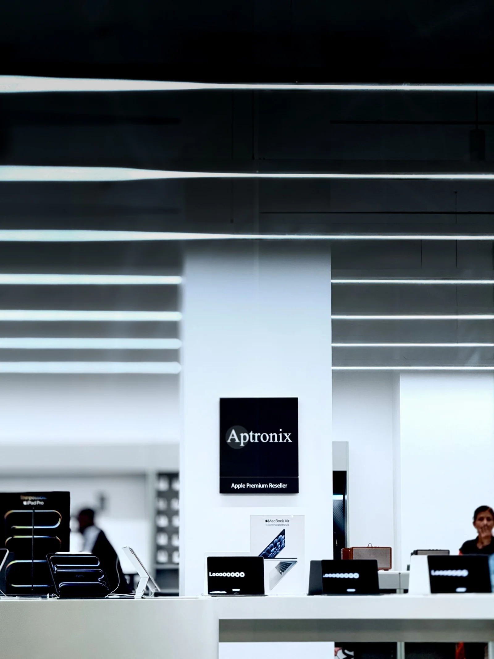 Smartphone Store premium slider image