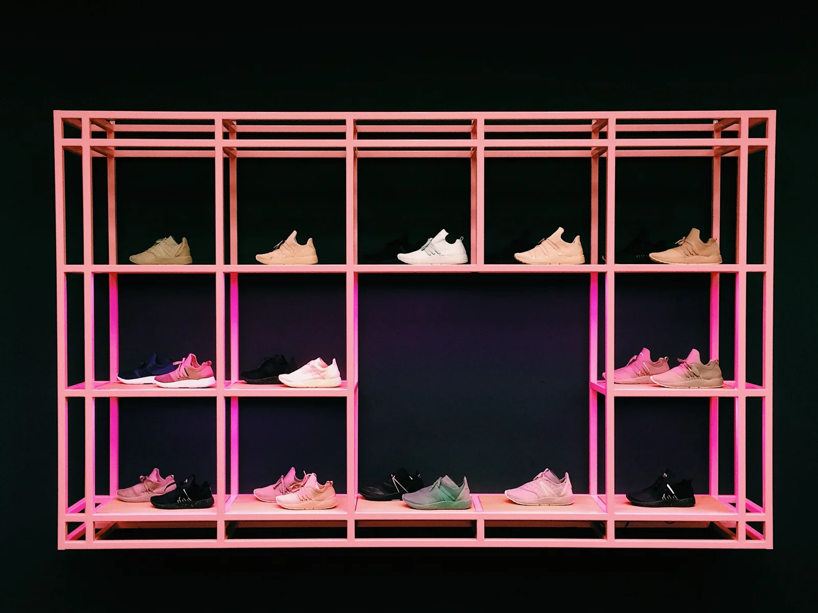 Sneaker Boutique premium slider image