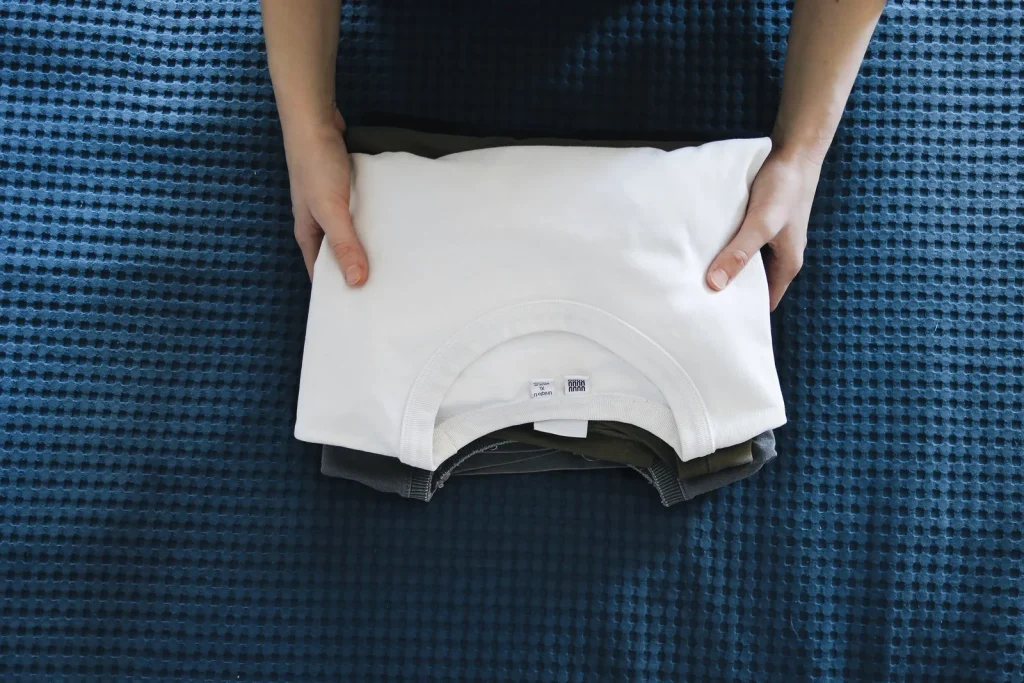 Shirt Laundry service imagery